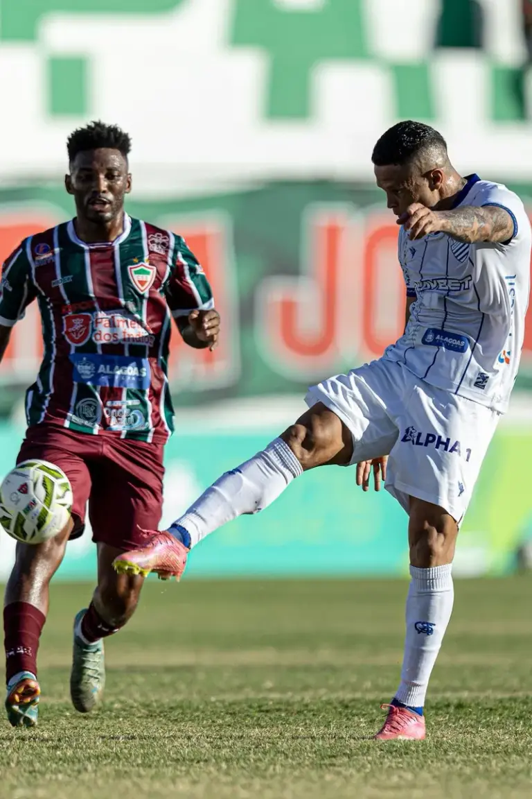 Campeonato Alagoano: CSA vence CSE, em Palmeira dos Índios, e assume a vice-liderança