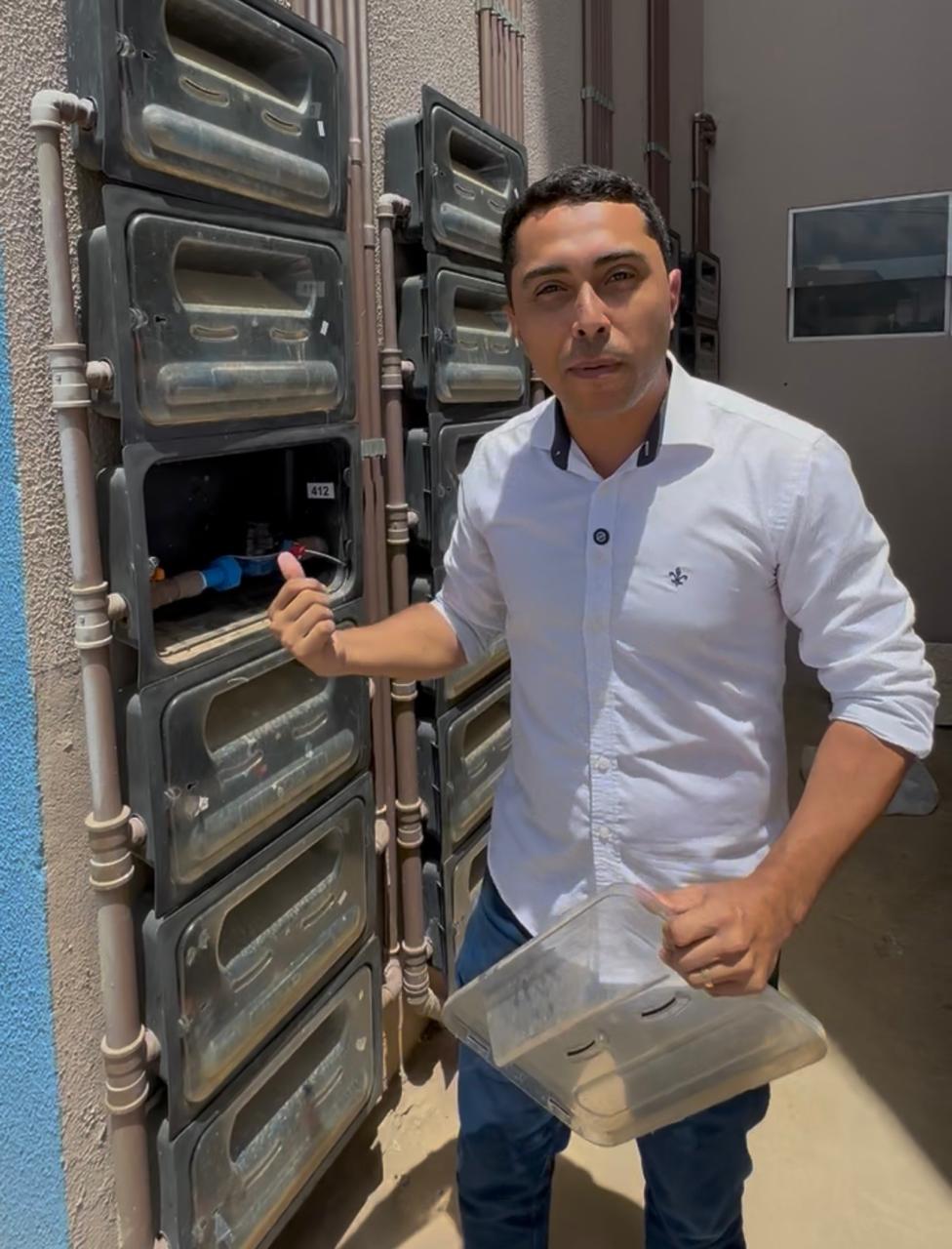 Vereador David do Emprego repudia BRK por cobrar taxa de ligação de moradores de baixa renda em Maceió