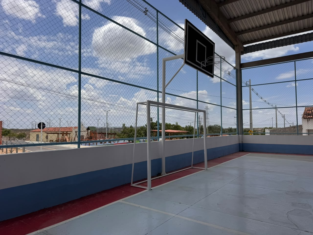 Prefeitura de Delmiro Gouveia inaugura quadra poliesportiva em Craibas de Lino nesta quinta-feira (29)